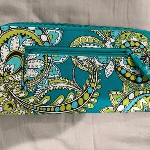 Vera Bradley Zip Around Clutch/Wallet